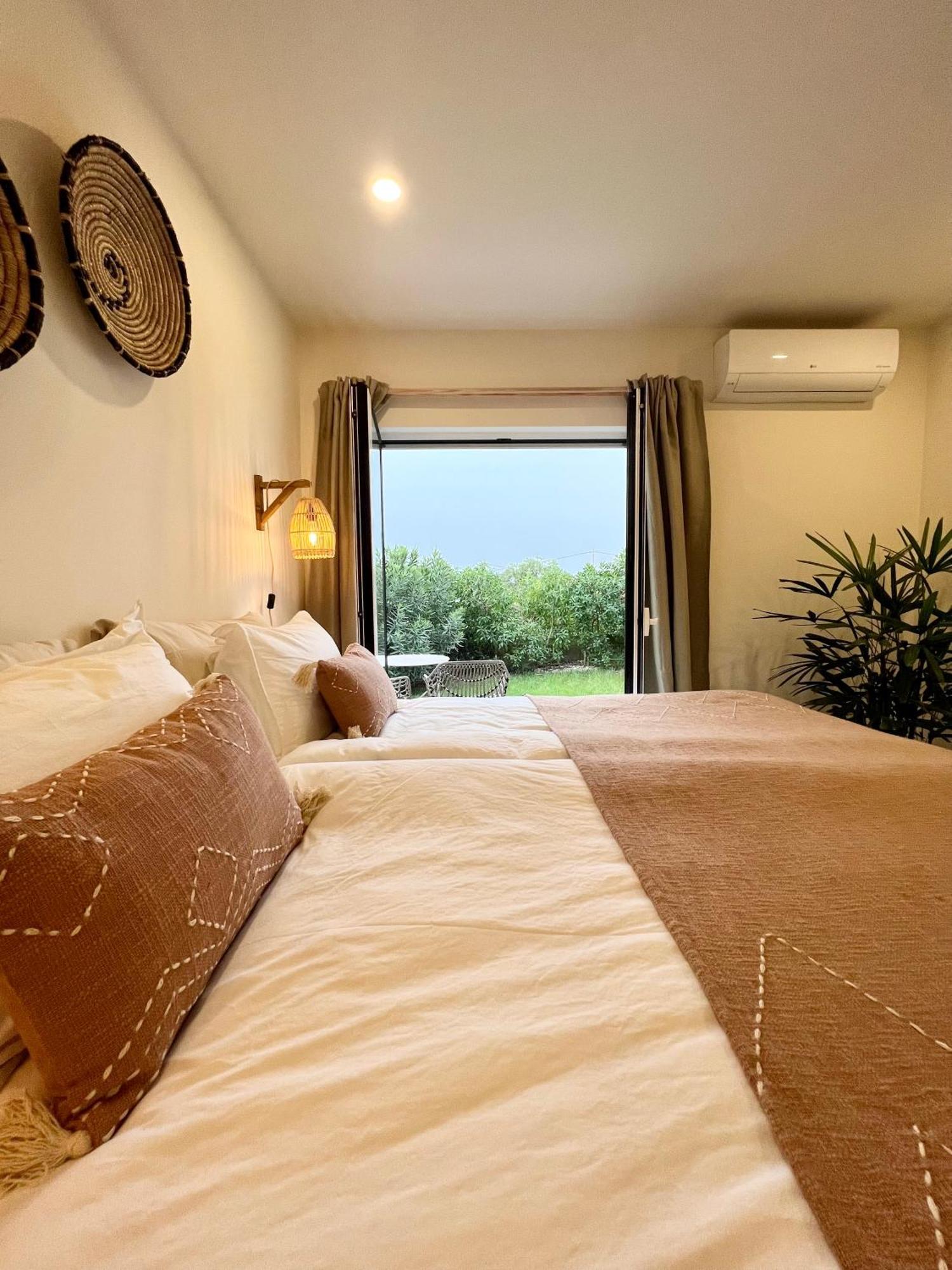 Sunday Morning Guesthouse Aljezur Room photo